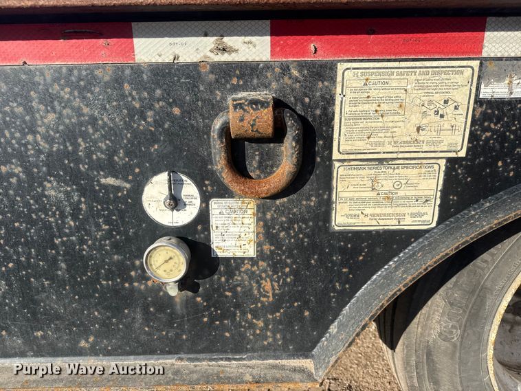 image for item ET4327 2007 Trail-Eze TE70HT48 drop deck hydraulic tail equipment trailer