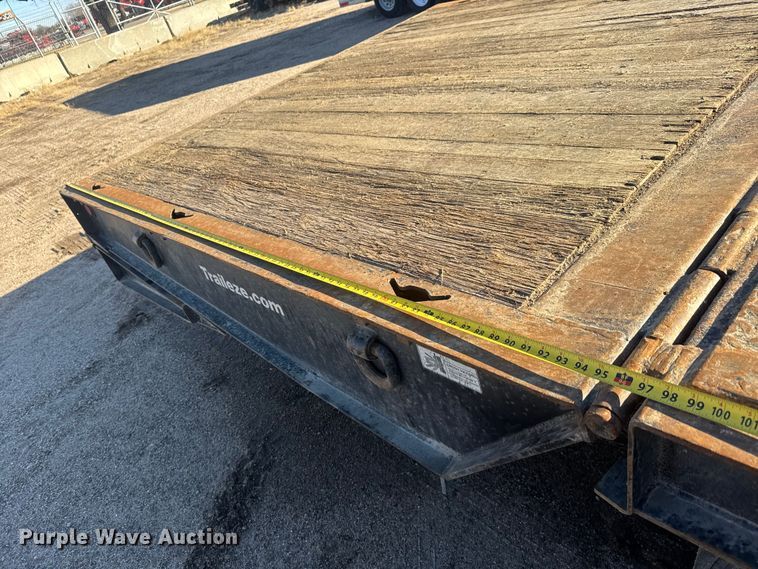 image for item ET4327 2007 Trail-Eze TE70HT48 drop deck hydraulic tail equipment trailer
