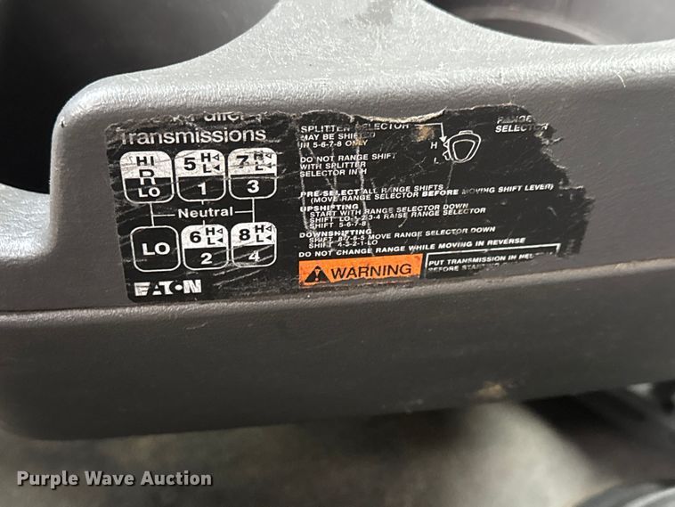 image for item ET4367 2015 International LoneStar semi truck