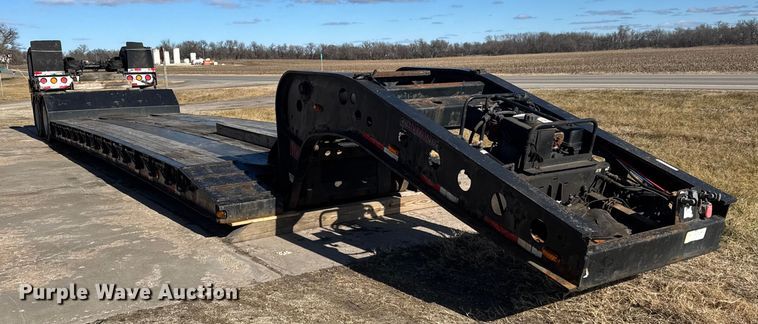 image for item ET4370 2019 Fontaine Renegade LXTN40 lowboy equipment trailer