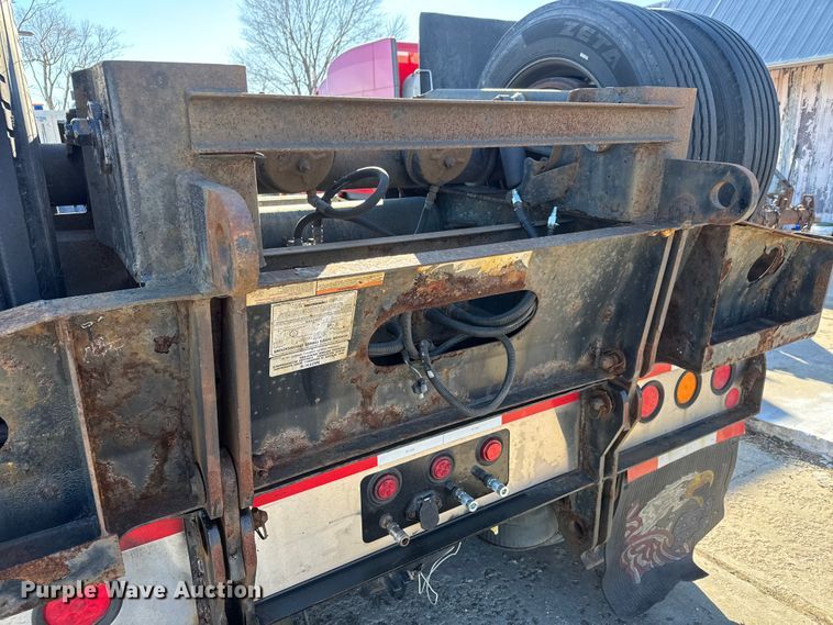 image for item ET4370 2019 Fontaine Renegade LXTN40 lowboy equipment trailer