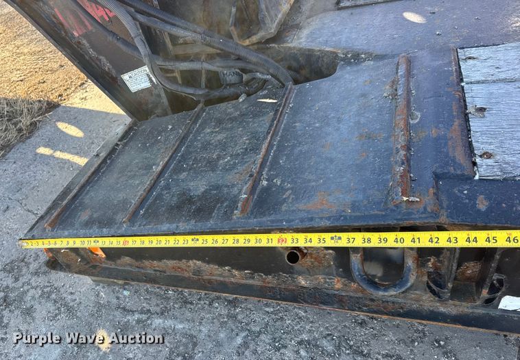 image for item ET4370 2019 Fontaine Renegade LXTN40 lowboy equipment trailer