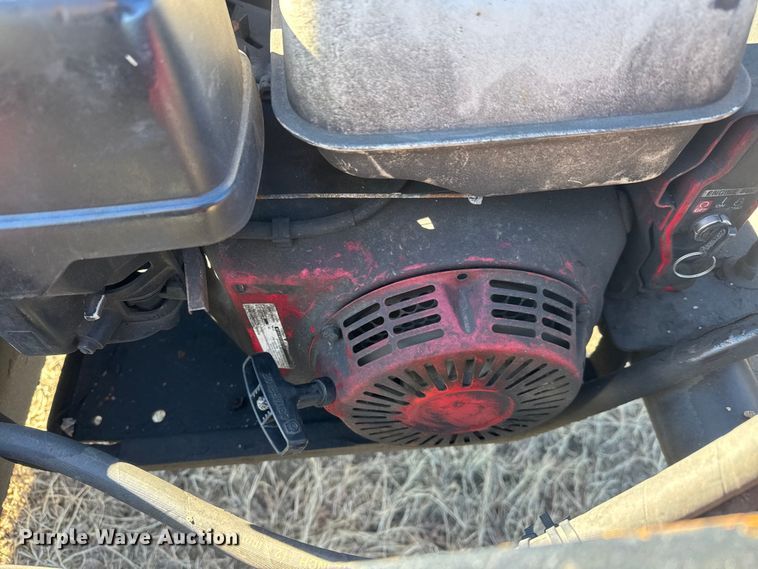 image for item ET4370 2019 Fontaine Renegade LXTN40 lowboy equipment trailer