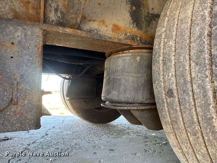 image for item ET4370 2019 Fontaine Renegade LXTN40 lowboy equipment trailer