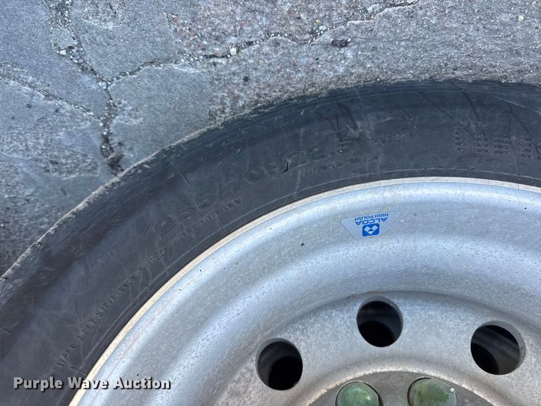 image for item ET4370 2019 Fontaine Renegade LXTN40 lowboy equipment trailer