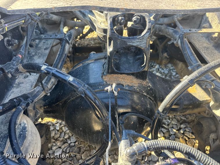 image for item ET4372 2014 Kenworth W900 semi truck