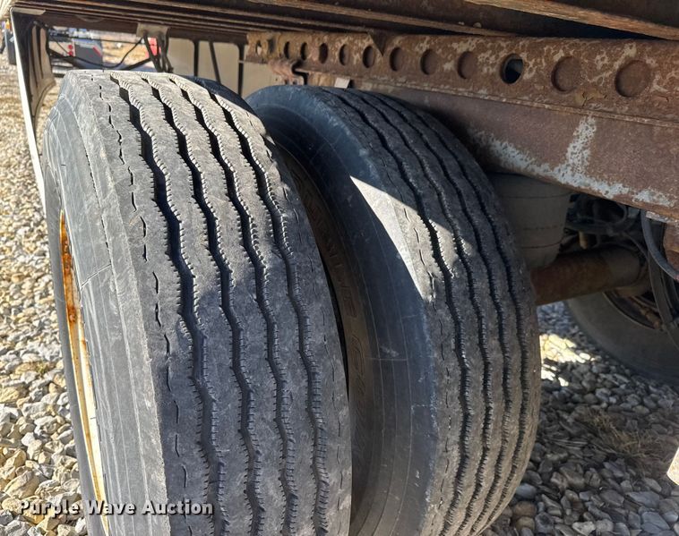 image for item ET4373 2016 Hyundai VI2530152 –AJS dry van trailer