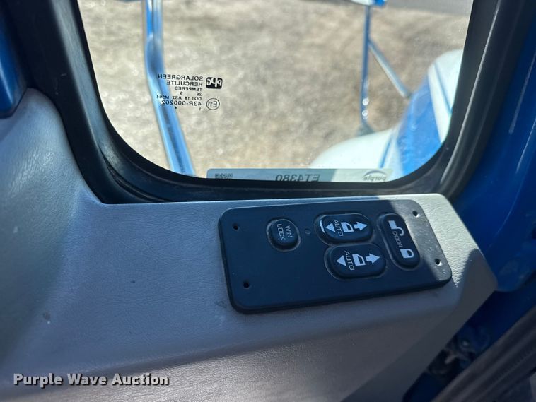 image for item ET4380 2010 International Prostar Premium semi truck