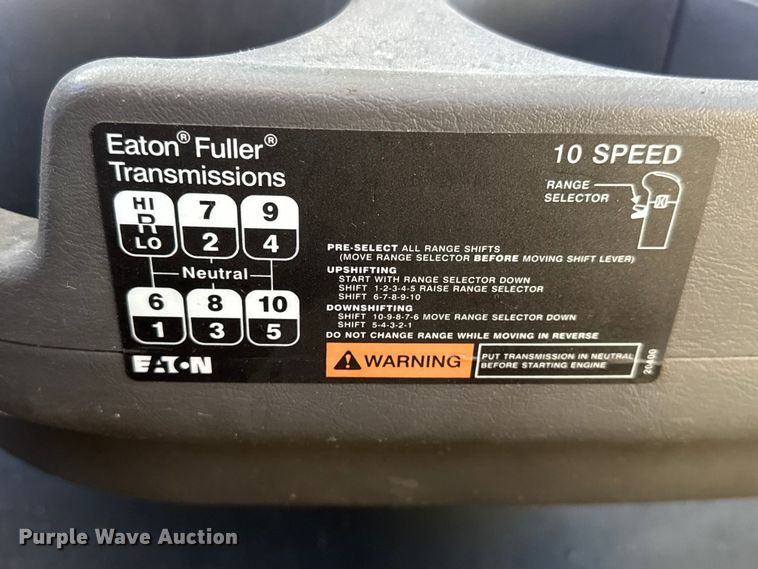 image for item ET4380 2010 International Prostar Premium semi truck