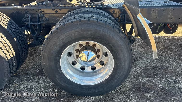 image for item ET4380 2010 International Prostar Premium semi truck