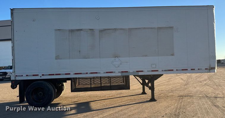 image for item ET4383 1984 Trailmobile dry van trailer