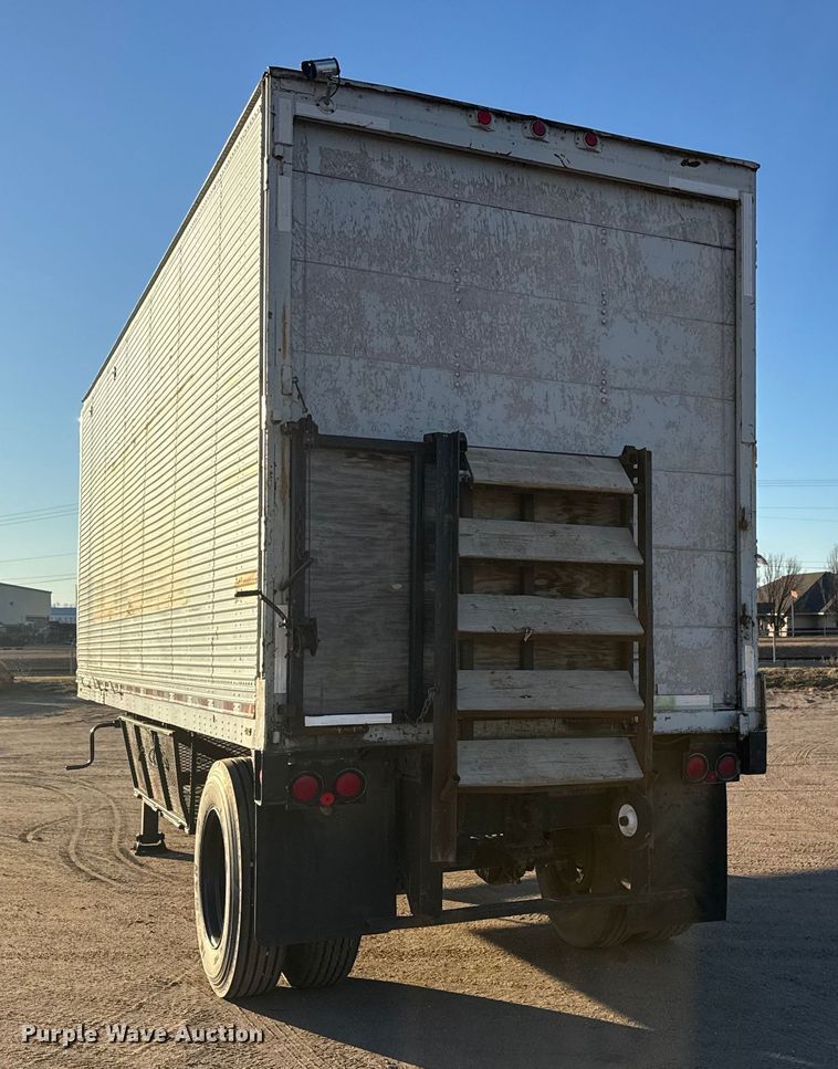 image for item ET4383 1984 Trailmobile dry van trailer