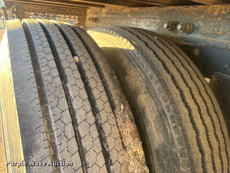 image for item ET4383 1984 Trailmobile dry van trailer