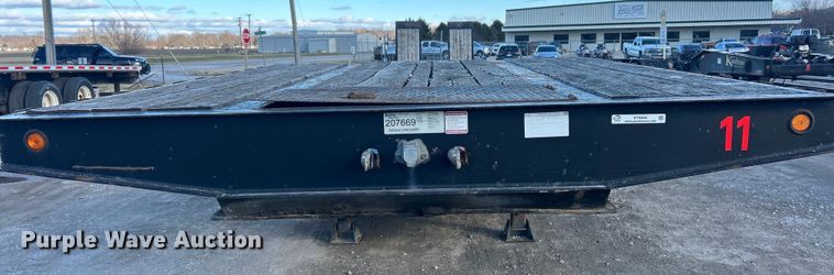 image for item ET6856 2021 Kaufman drop deck equipment trailer