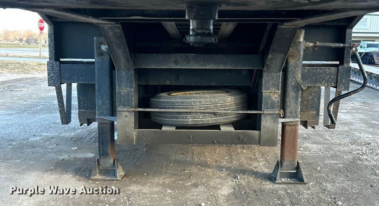 image for item ET6856 2021 Kaufman drop deck equipment trailer