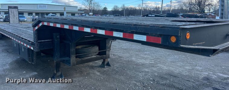 image for item ET6856 2021 Kaufman drop deck equipment trailer