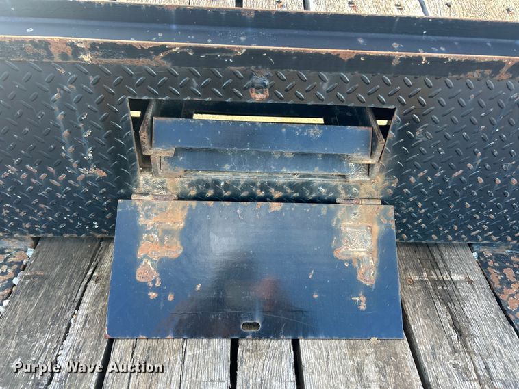 image for item ET6856 2021 Kaufman drop deck equipment trailer