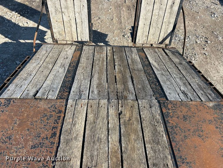 image for item ET6856 2021 Kaufman drop deck equipment trailer