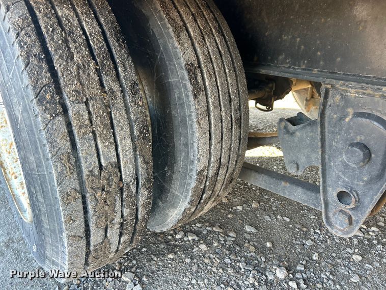 image for item ET6856 2021 Kaufman drop deck equipment trailer