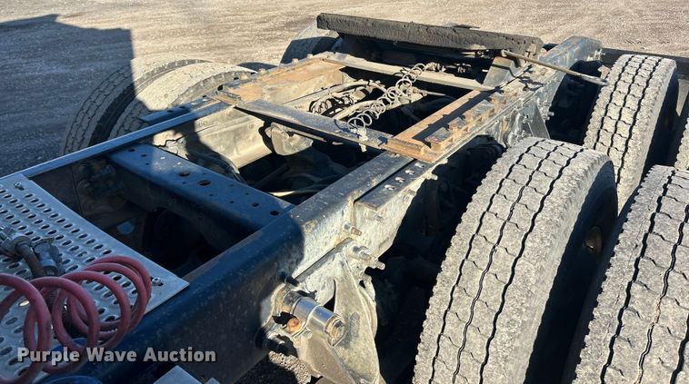 image for item ET6857 2014 International ProStar+122 semi truck