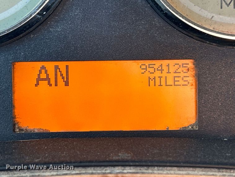 image for item ET6857 2014 International ProStar+122 semi truck