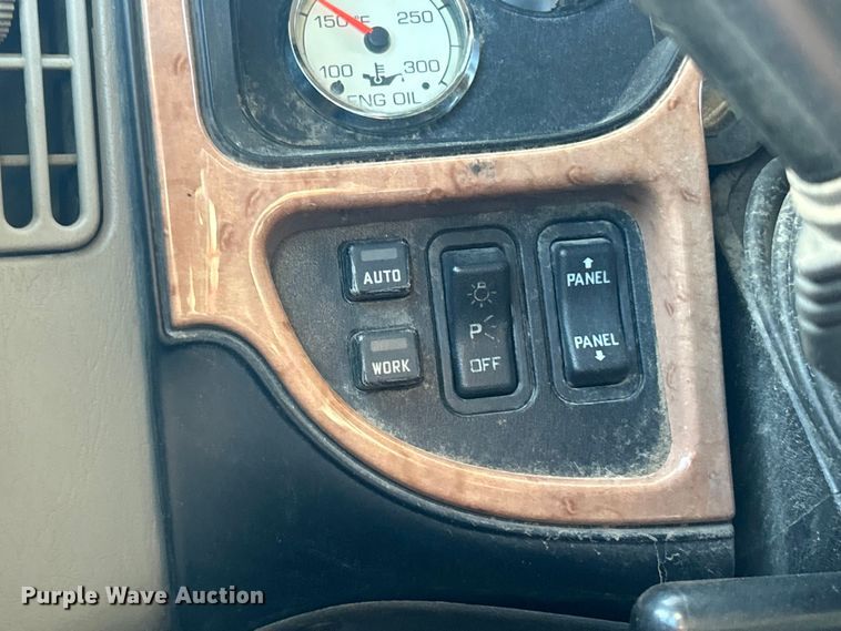 image for item ET6857 2014 International ProStar+122 semi truck