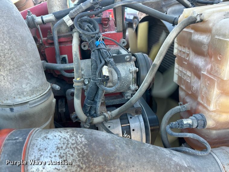 image for item ET6857 2014 International ProStar+122 semi truck