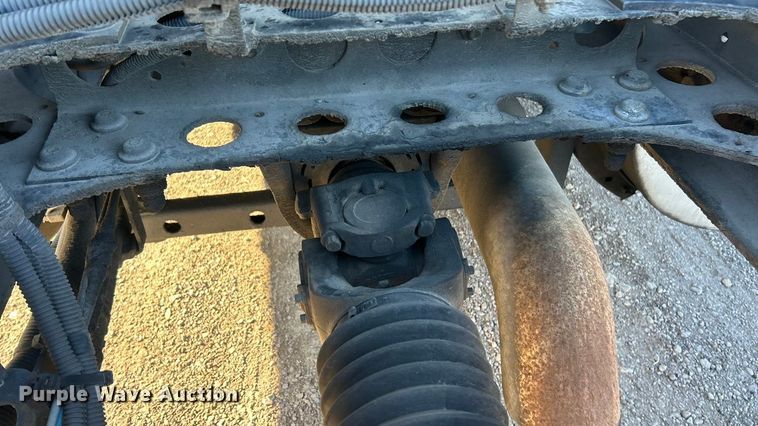 image for item ET6857 2014 International ProStar+122 semi truck