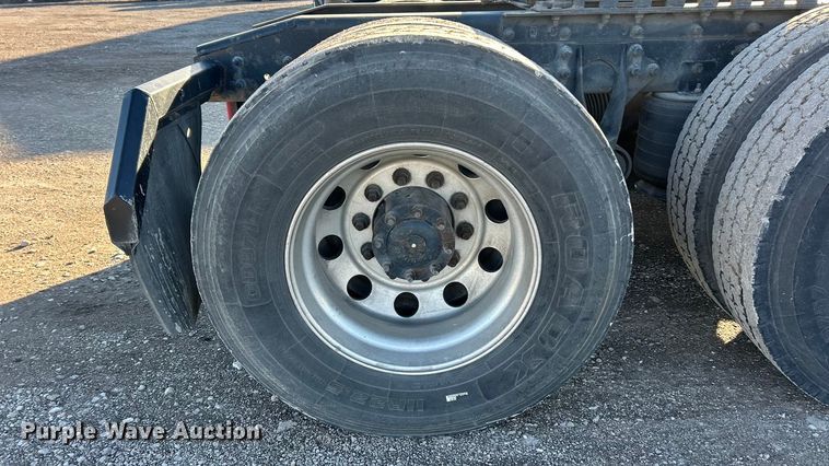 image for item ET6857 2014 International ProStar+122 semi truck