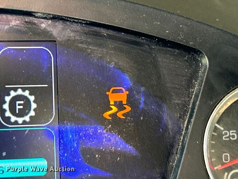 image for item ET6861 2015 Kenworth T680 semi truck