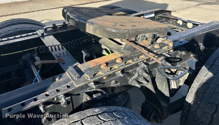 image for item ET6865 2016 International ProStar+122 semi truck