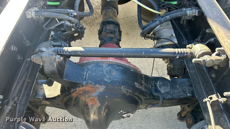 image for item ET6865 2016 International ProStar+122 semi truck