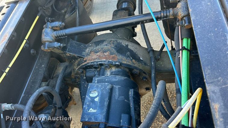 image for item ET6865 2016 International ProStar+122 semi truck