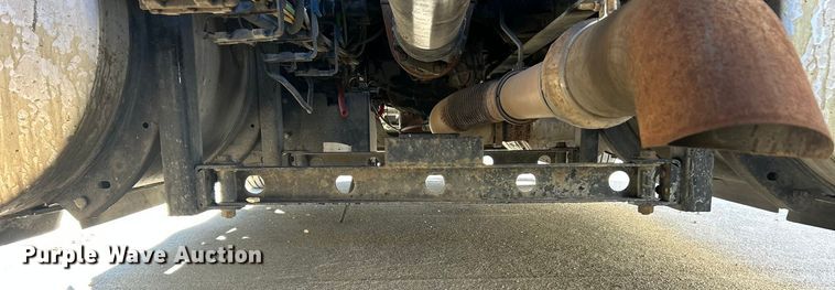 image for item ET6865 2016 International ProStar+122 semi truck