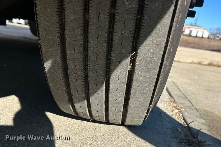 image for item ET6865 2016 International ProStar+122 semi truck