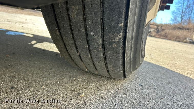 image for item ET6865 2016 International ProStar+122 semi truck