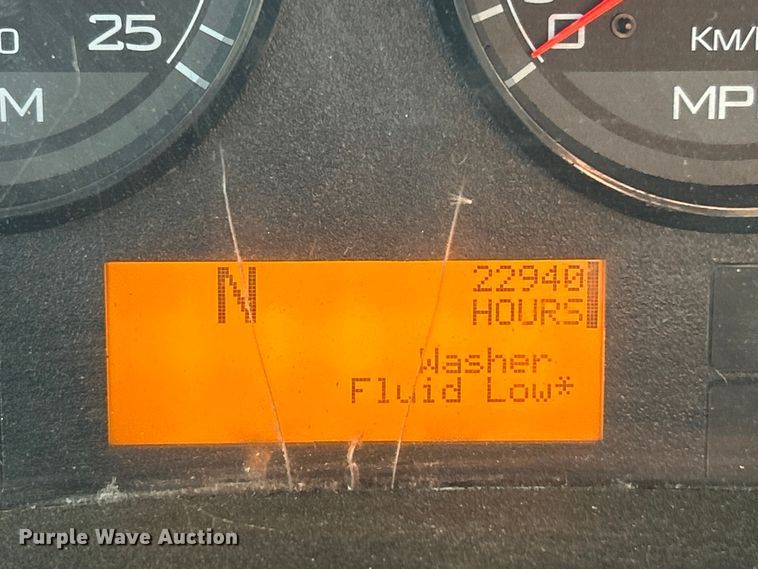 image for item ET6871 2015 International ProStar+122 semi truck