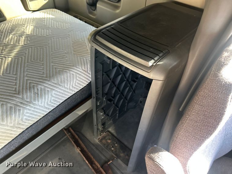 image for item ET6871 2015 International ProStar+122 semi truck