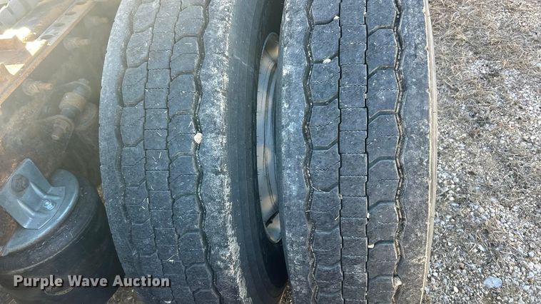 image for item ET6871 2015 International ProStar+122 semi truck