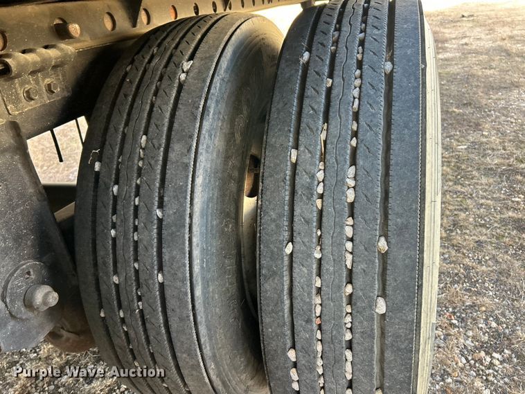 image for item ET6872 2019 Utility VS2DX dry van trailer