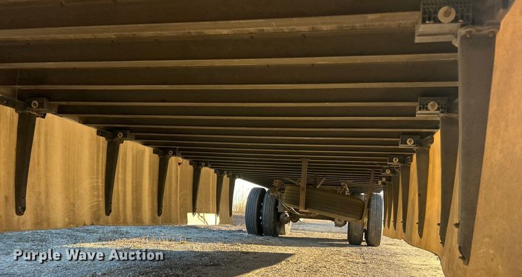 image for item ET6873 2015 Great Dane dry van trailer