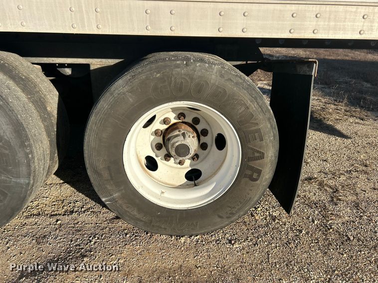 image for item ET6873 2015 Great Dane dry van trailer