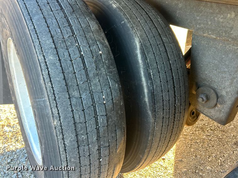 image for item ET6873 2015 Great Dane dry van trailer