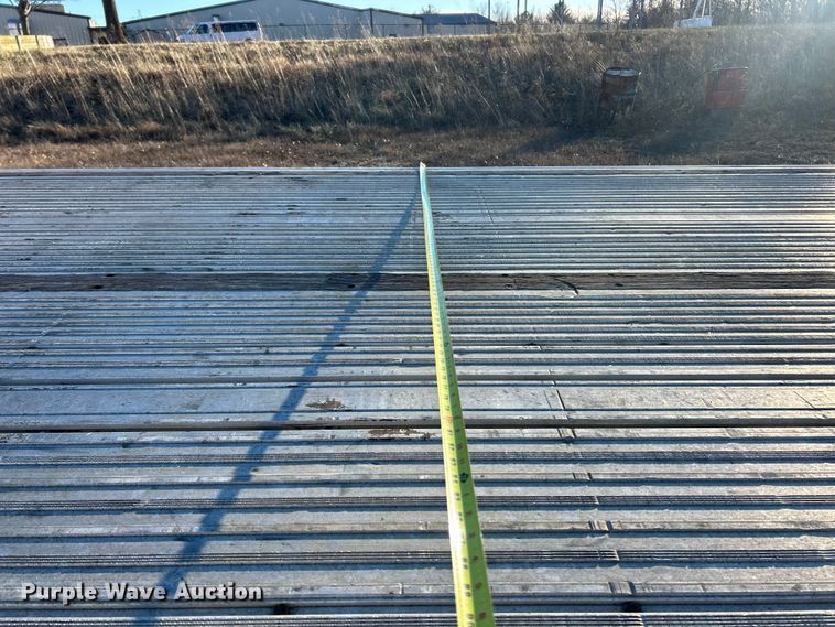 image for item ET6874 2008 Reitnouer drop deck trailer