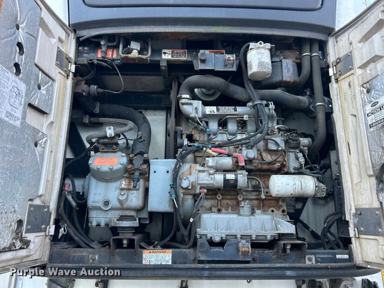 image for item ET6876 2014 Utility VS2RA refrigerated van trailer