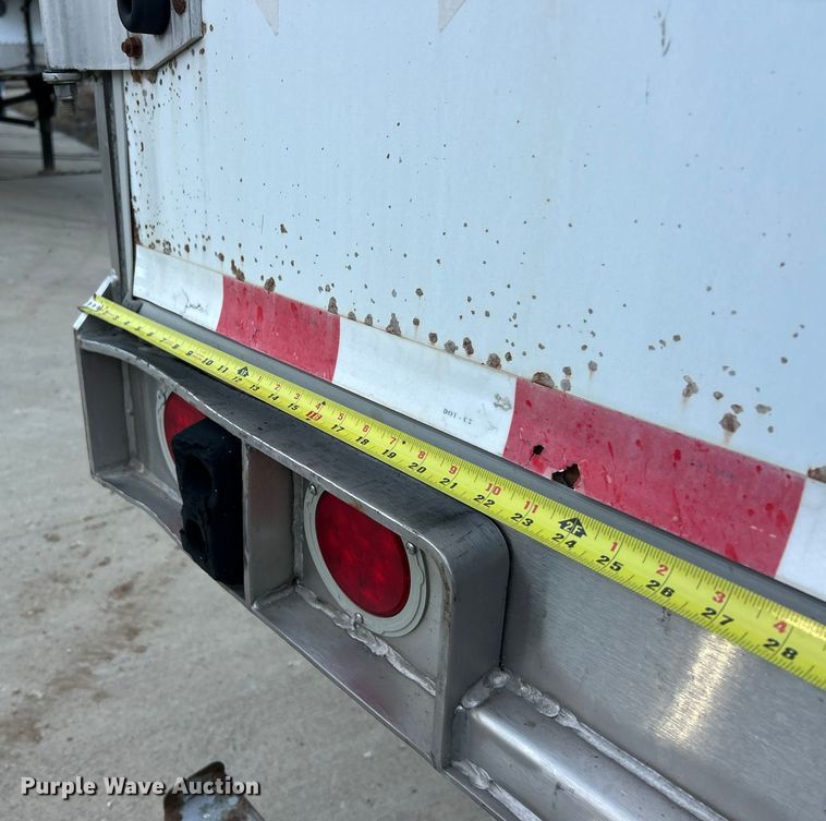 image for item ET6877 2008 Great Dane dry van trailer