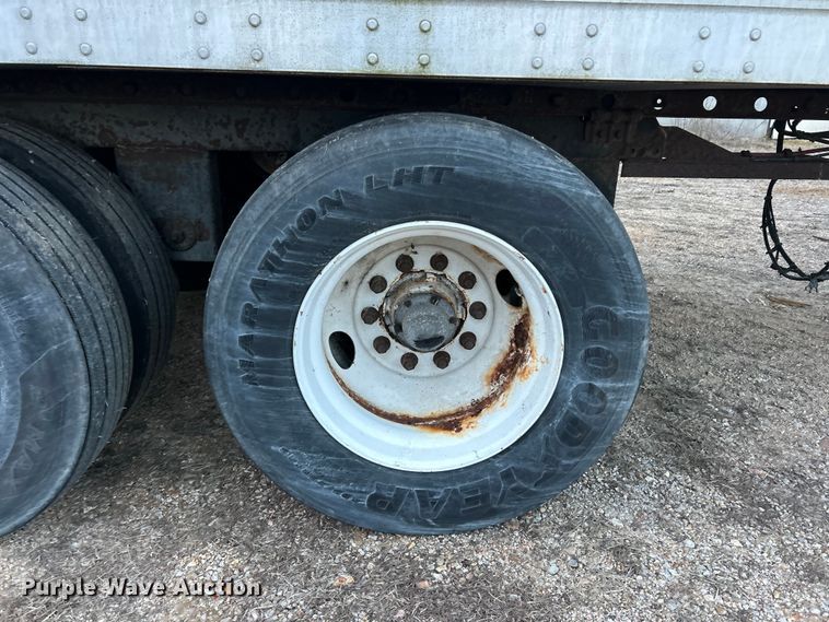 image for item ET6877 2008 Great Dane dry van trailer