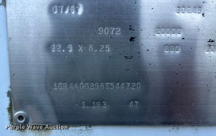 image for item ET6877 2008 Great Dane dry van trailer