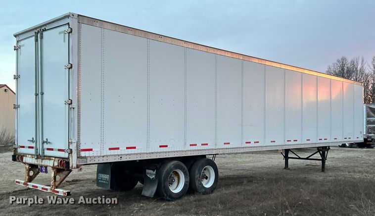 image for item ET6878 2009 Wabash dry van trailer