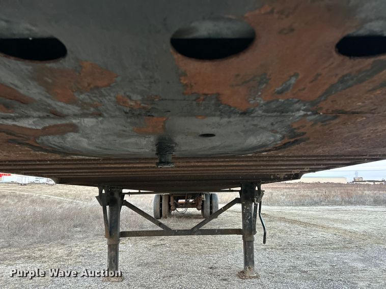 image for item ET6878 2009 Wabash dry van trailer